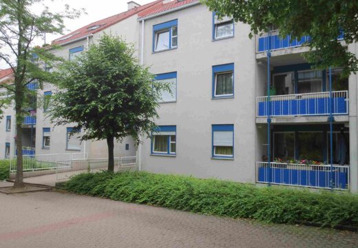 Nur mit Wohnberechtigungsschein für den 1. Förderweg - Platz für die ganze Familie - Dachgeschosswohnung mit Loggia Bild1.jpg | © Dawonia